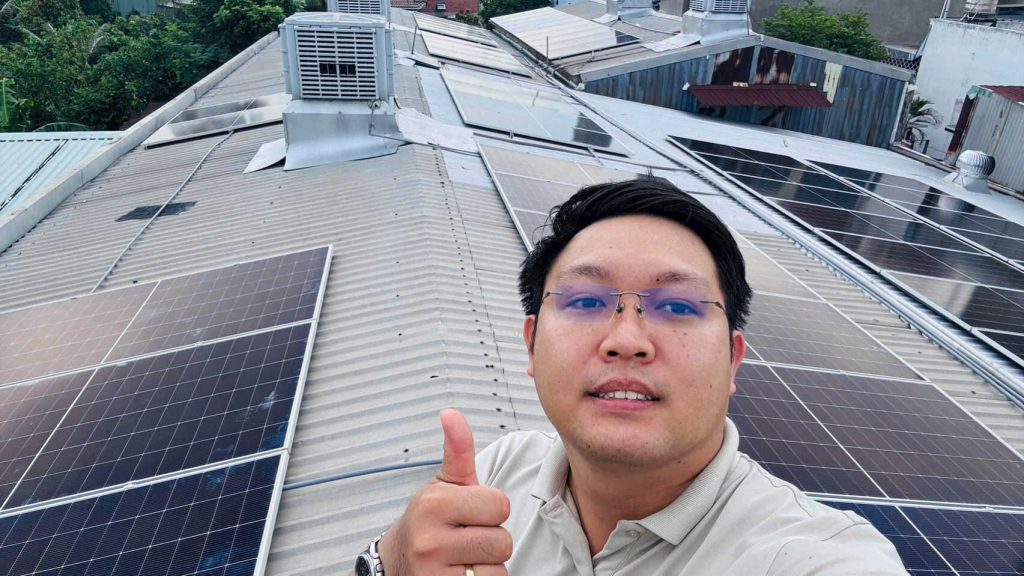 Hệ thống điện mặt trời gia đình cần được xác định công suất dựa trên nhu cầu tiêu thụ điện, điều kiện mái và khả năng khai thác năng lượng mặt trời thực tế.